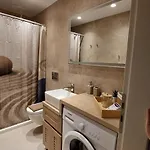 Kamarescozysuites *