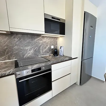 펜션 Kamarescozysuites 리바디아