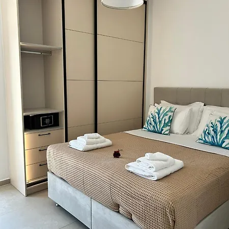 Kamarescozysuites *