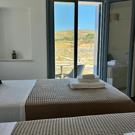 Kamarescozysuites *