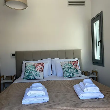 펜션 Kamarescozysuites *
