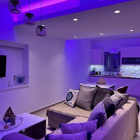 Kamarescozysuites *