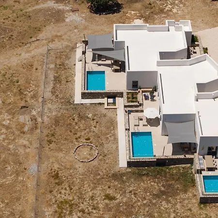 Kamarescozysuites *