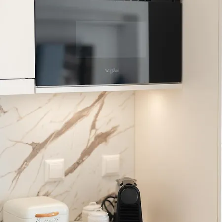 Dom wakacyjny Kamarescozysuites