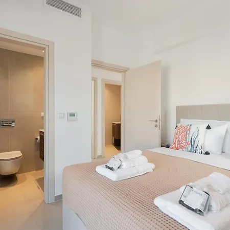 Kamarescozysuites *